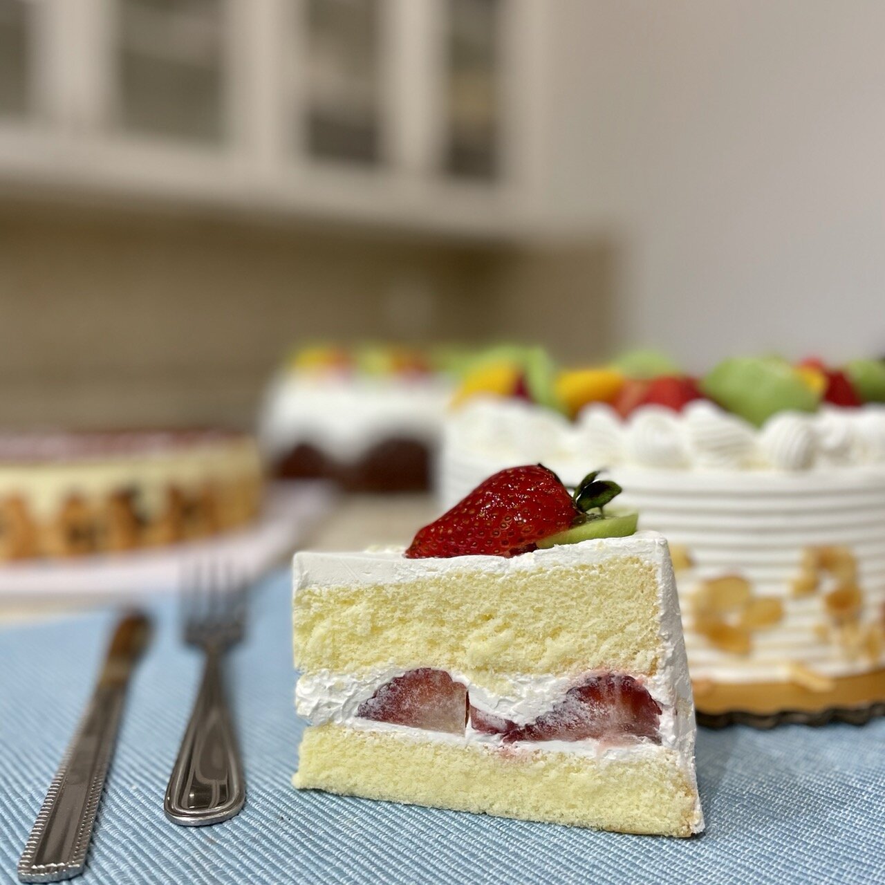 Cake Slices | Order Delicious Cake Slices Today — JJ BAKERY
